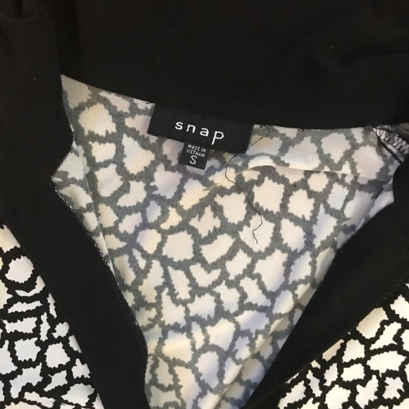 Great condition dress - Picture 3 of 4